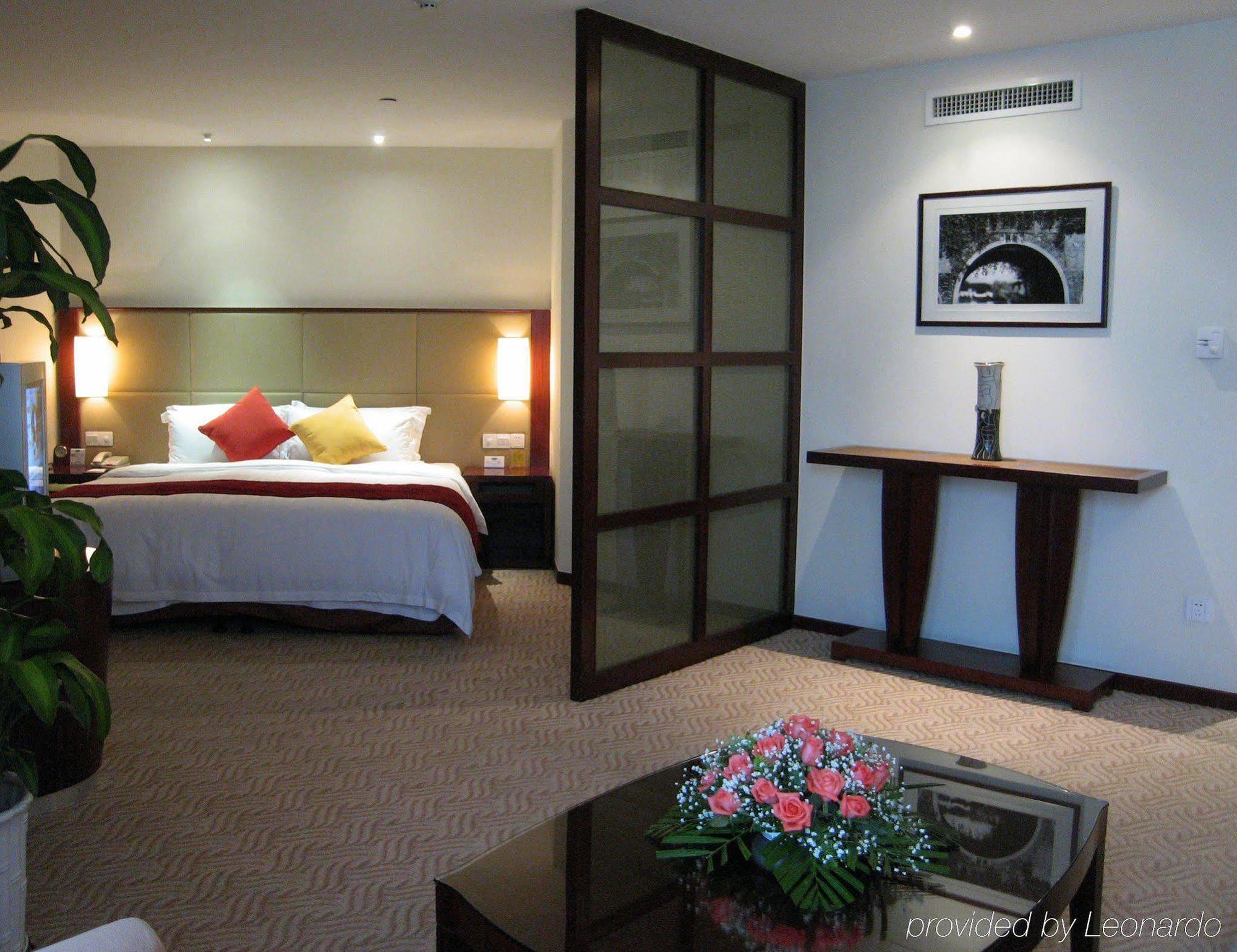 Suzhou Jasmine Hotel Exterior photo